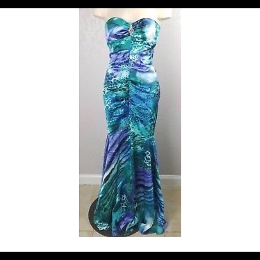 Bebe Gala dress